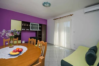 Ferienwohnung mit Klimaanlage und Grill