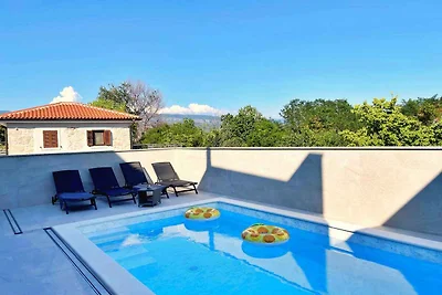 Ferienwohnung mit Klimaanlage und Pool