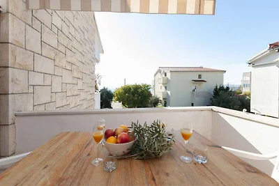Ferienwohnung mit Balkon und Grill