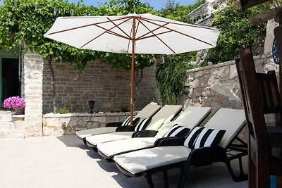 Charmantes rustikales Steinhaus in Orebić auf