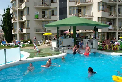 Studio mit Aussenpool