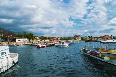 Gemütliche Ferienwohnungen Lucija in ruhiger 