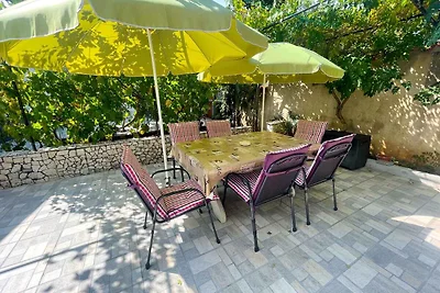 Ferienwohnung klimatisiert mit Balkon