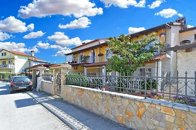 Ferienwohnung mit Balkon und Grillmöglichkeit