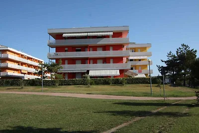 Studio mit Klimaanlage und Balkon