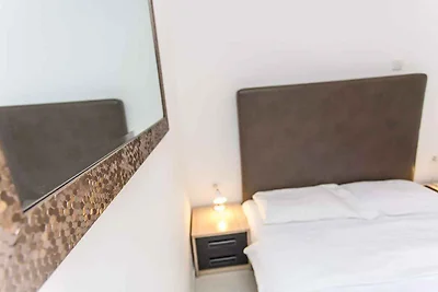 Studio mit Klimaanlage und WLAN