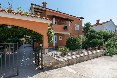 Ferienhaus mit Klimaanlage und Pool