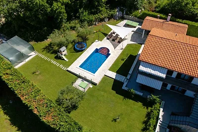 Ferienhaus mit 2 getrennten Apartments, Swimm