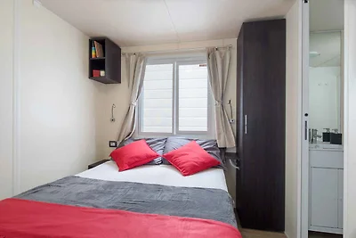 Mobilehome mit Parkplatz