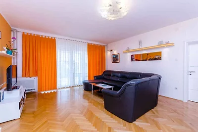 Ferienwohnung mit Klimaanlage und Terrasse