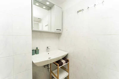 Ferienwohnung mit Terrasse und Meersicht