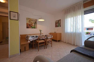 Ferienwohnung mit Klimaanlage und Balkon