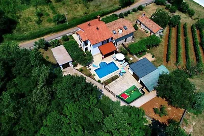 Ferienhaus mit Pool