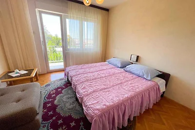 Ferienwohnung mit Balkon und Klimaanlage