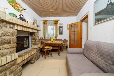 Ferienhaus mit Terrasse und Whirlpool
