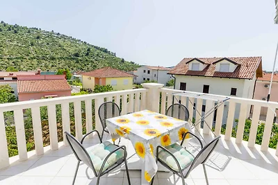 Ferienwohnung mit Balkon und Klimaanlage