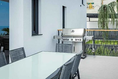 Luxuriöse Villa Titanium mit Meerblick und pr