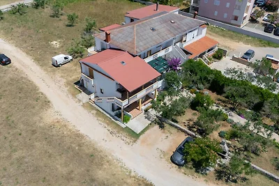 Ferienwohnung mit Terrasse und Klimaanlage