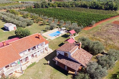 Ferienwohnung mit Klimaanlage und Pool