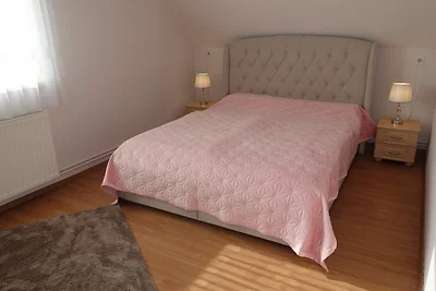 Ferienwohnung in ruhiger Lage mit Klimaanlage