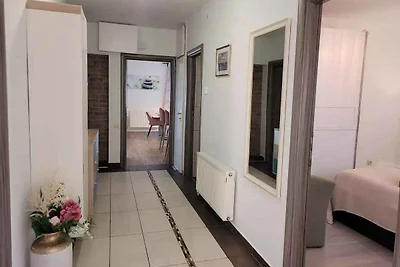 Ferienwohnung mit Balkon und Klimaanlage