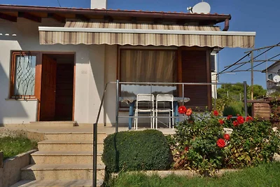 Ferienwohnung mit Klimaanlage und Terrasse in