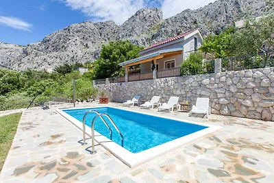 Ferienhaus mit Aussenpool