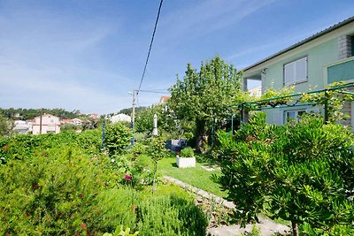 Ferienwohnung mit Klimaanlage und Balkon in