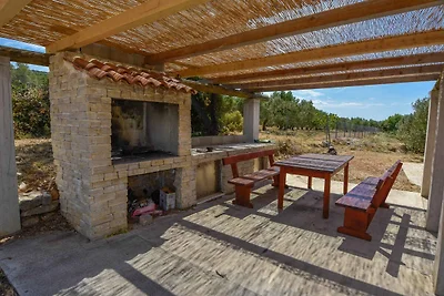 Ferienhaus mit Garten und Grillmöglichkeit