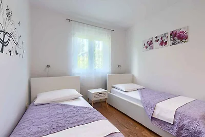 Ferienwohnung mit Balkon und Klimaanlage