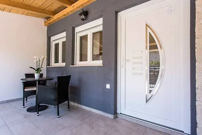 Studio mit Klimaanlage und WLAN