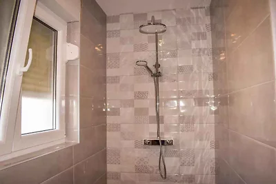 Ferienwohnung mit Klimaanlage und Meerblick