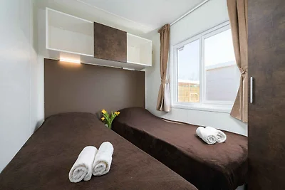 FerienHaus auf einem Nudisten-Campingplatz