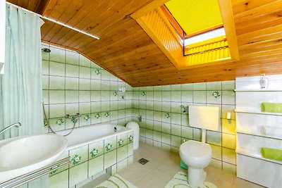 Ferienwohnung mit Grill, Klimaanlage und WLAN