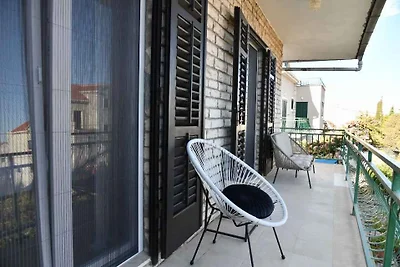 Ferienwohnung mit Klimaanlage und Balkon