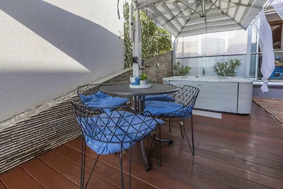 Ferienwohnung mit Whirlpool und Meerblick