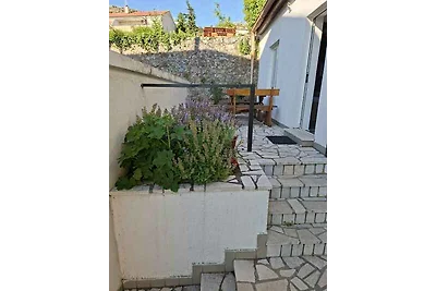 Ferienhaus mit Terrasse, Grill und Internet