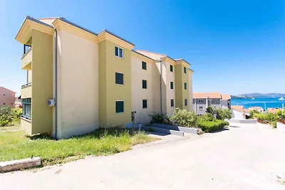 Appartamento Vacanza con famiglia Okrug Gornji