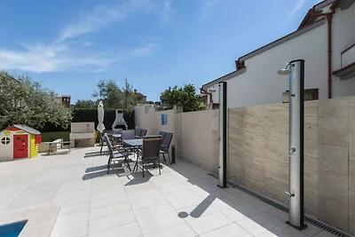 Ferienwohnung mit Klimaanlage und Aussenpool