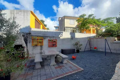 Ferienwohnung mit Klimaanlage und Balkon