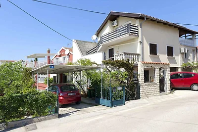 Ferienwohnung mit Balkon und Klimaanlage