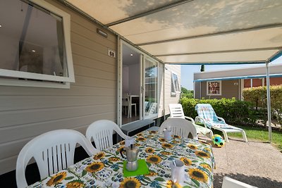 Mobilehome mit Garten und Klimaanlage