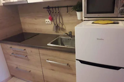 Studio-Apartment A2 mit Balkon 500 m vom Meer