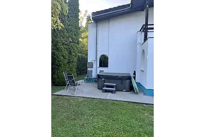 Ferienhaus mit Waschmaschine nur 100 m vom