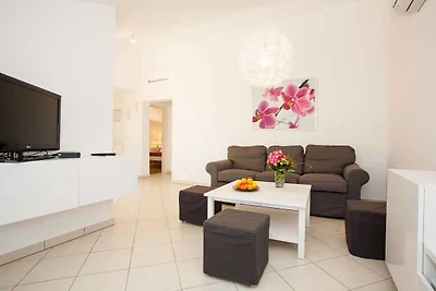 Ferienwohnung modern eingerichtet mit