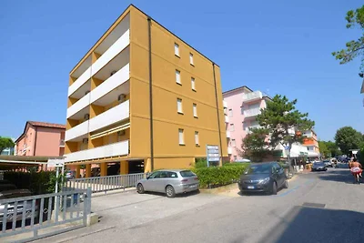 Ferienwohnung mit Klimaanlage und Balkon