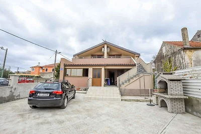 Komfortable Ferienwohnung Ornella mit Meerbli