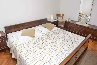 Ferienwohnung mit Kinderschaukel und