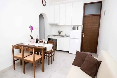 Ferienwohnung mit Terrasse und Meerblick