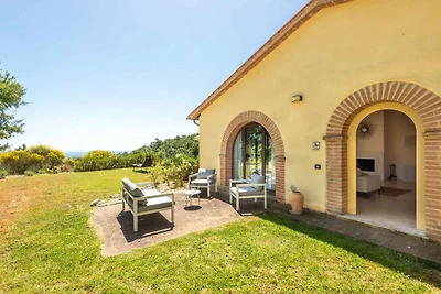 Ferienwohnung mit Terrasse, Klimaanlage und